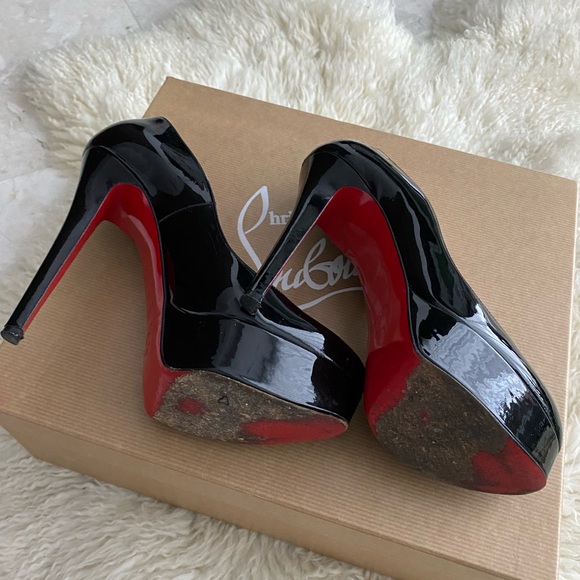 Bianca patent Christian Louboutins heels 7 price to sell ! - Picture 6 of 11